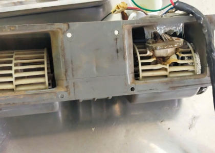 Sửa máy lạnh , điều hòa ô tô